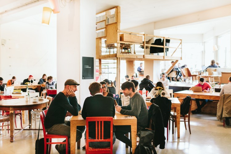 Betahaus_Cafe-HR-Danique van Kesteren